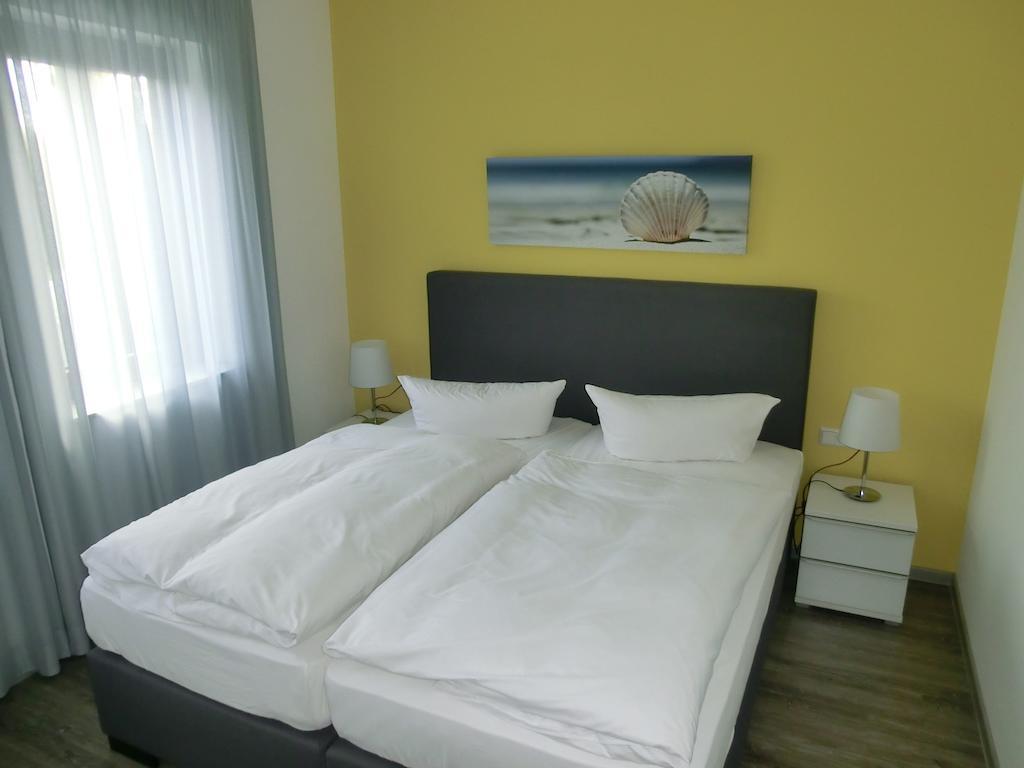 Kleeblatthaus Putbus Ruegen Apartment Cameră foto